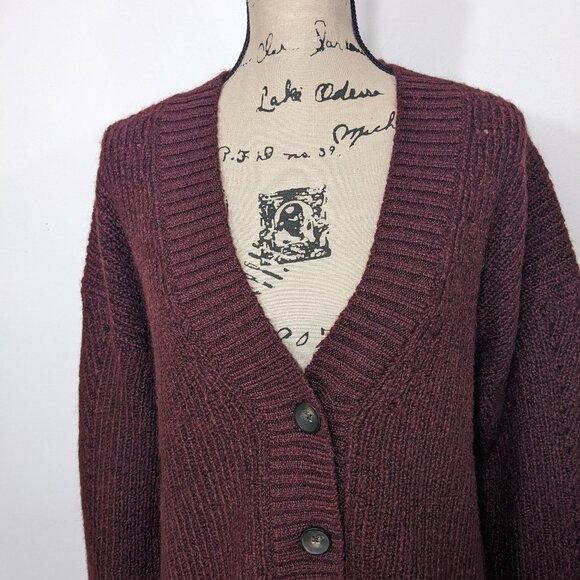 NWT Old Navy Women Chunky Button Burgundy Red Cardigan Sweater V Neck Size L - Picture 3 of 10